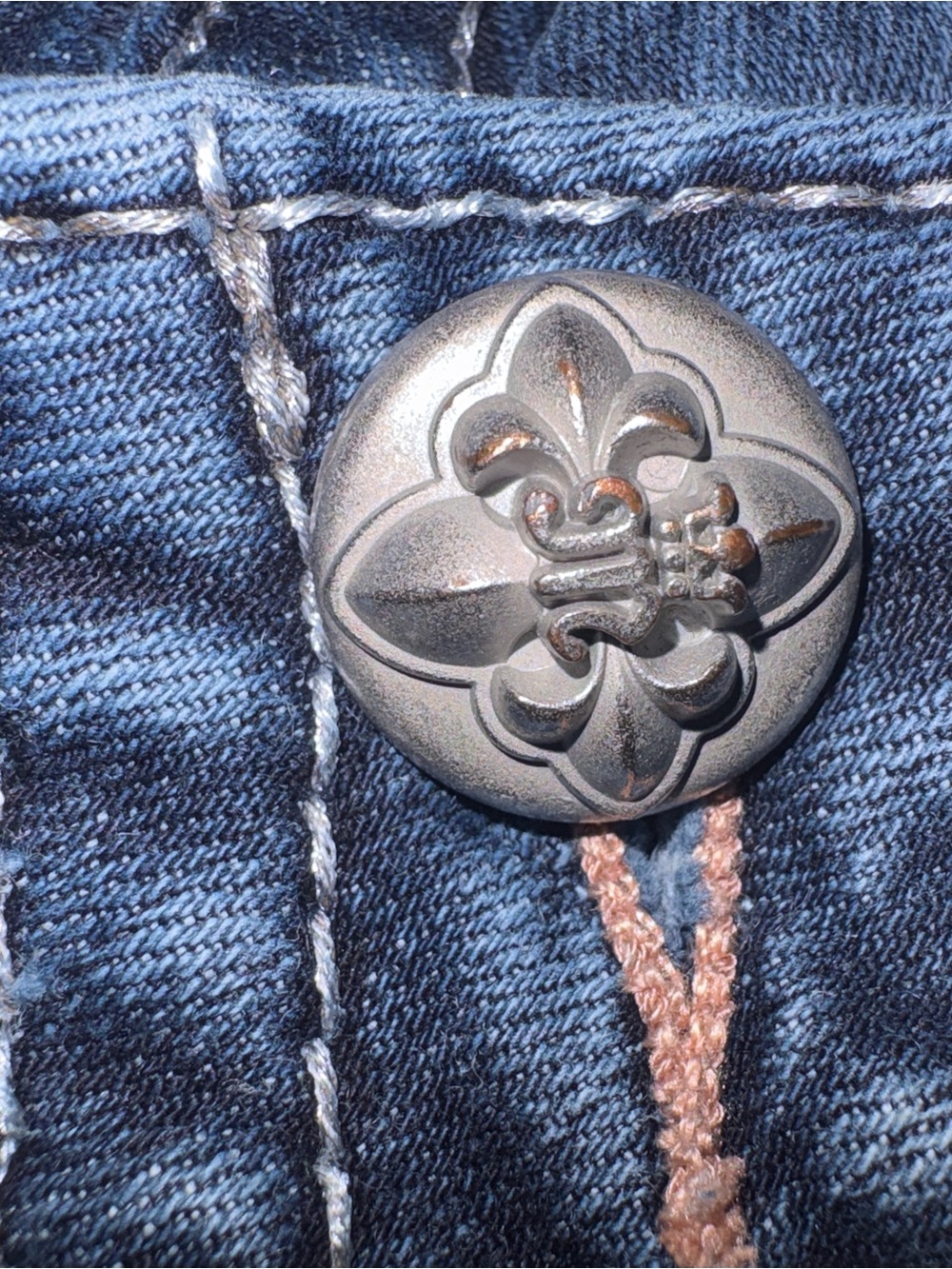 Miss Me Jean Shorts Women’s Curvy Mid-Rise Bermuda Jorts Size 25 10” Bling Y2K - Picture 5 of 16
